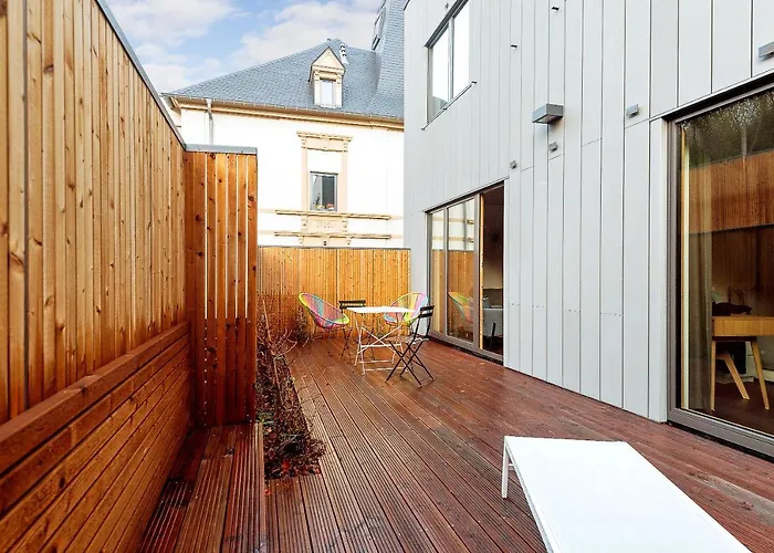Vistay Apartments